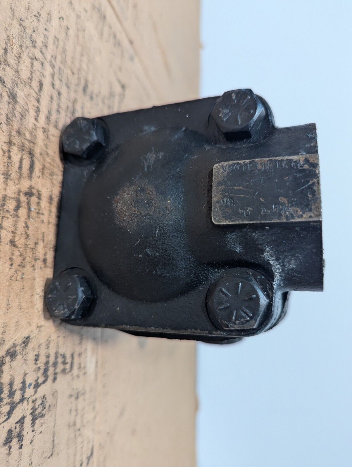 Vickers 280262 vane pump, power steering pump as pictured - Free Shipping