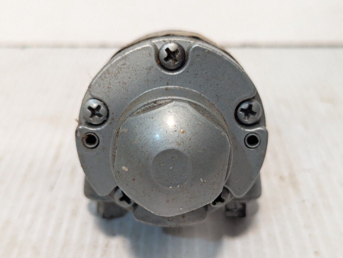 Gast 1UP-NRV-10 Air Motor, 0.45HP, Max Torque 4.9 in-lb, 17cfm Max Flow Rate