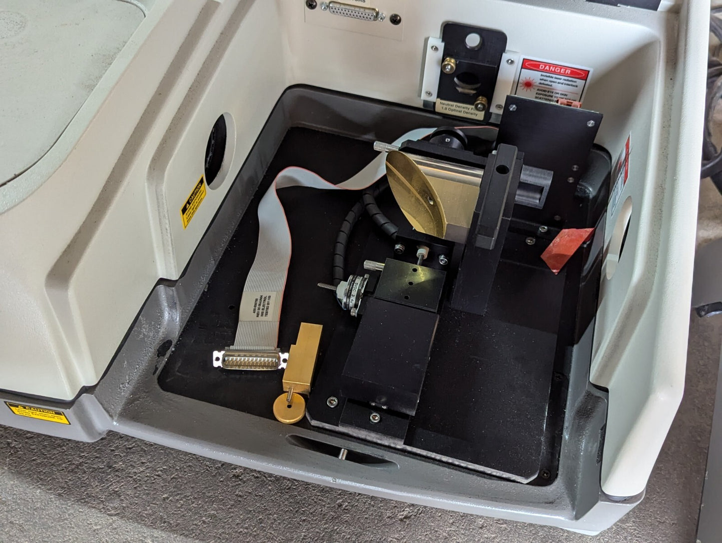 Thermo Sceintific Nicolet NXR-FT Raman Spectrometer Module with Cables