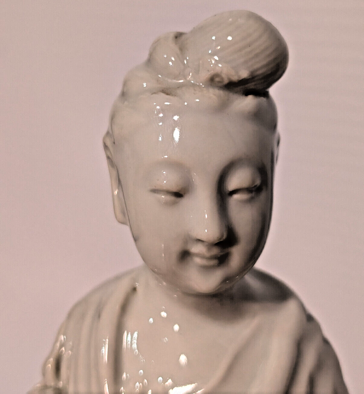 Vintage Antique Blanc De Chine White Porcelain Collectable Figurine Woman Roses