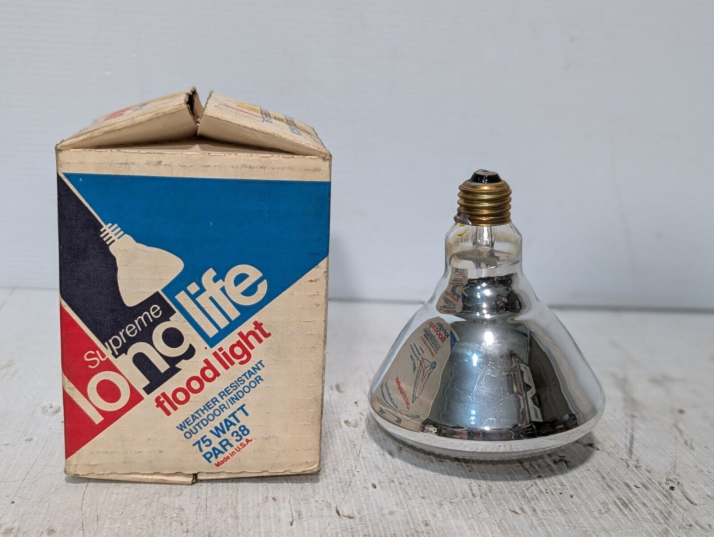 Supreme 75 Watt Par 38 Long Life Flood Light - Free Shipping+Returns