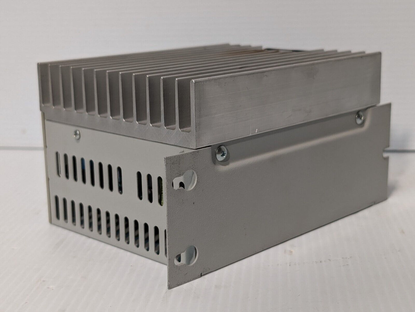 *Allen Bradley 1398-DDM-019 Servo Drive 100-240VAC 18 Amps RMS*