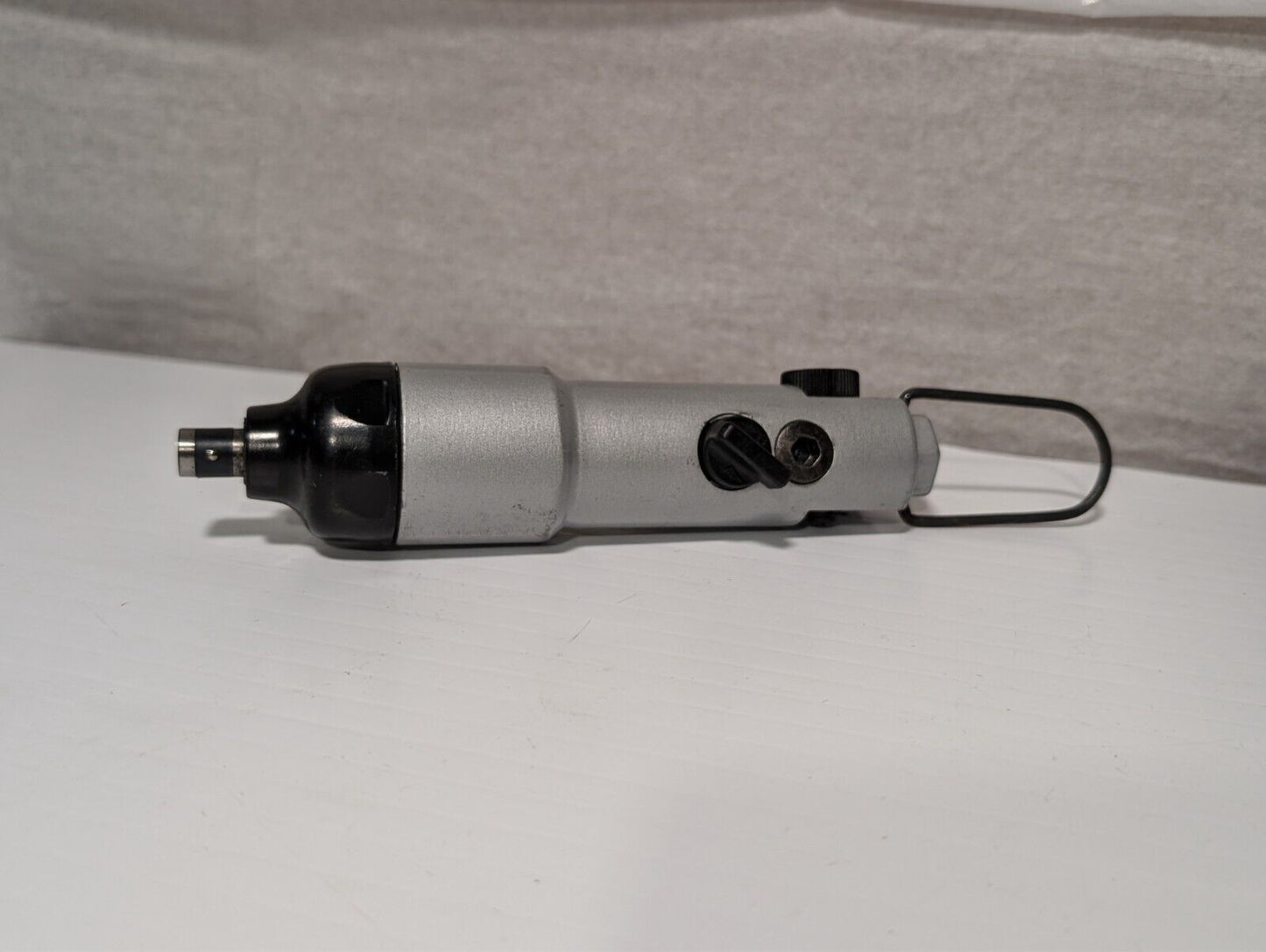 4-5M/M Pneumatic Screwdriver (Chinese Brand, Used From Working Environment)