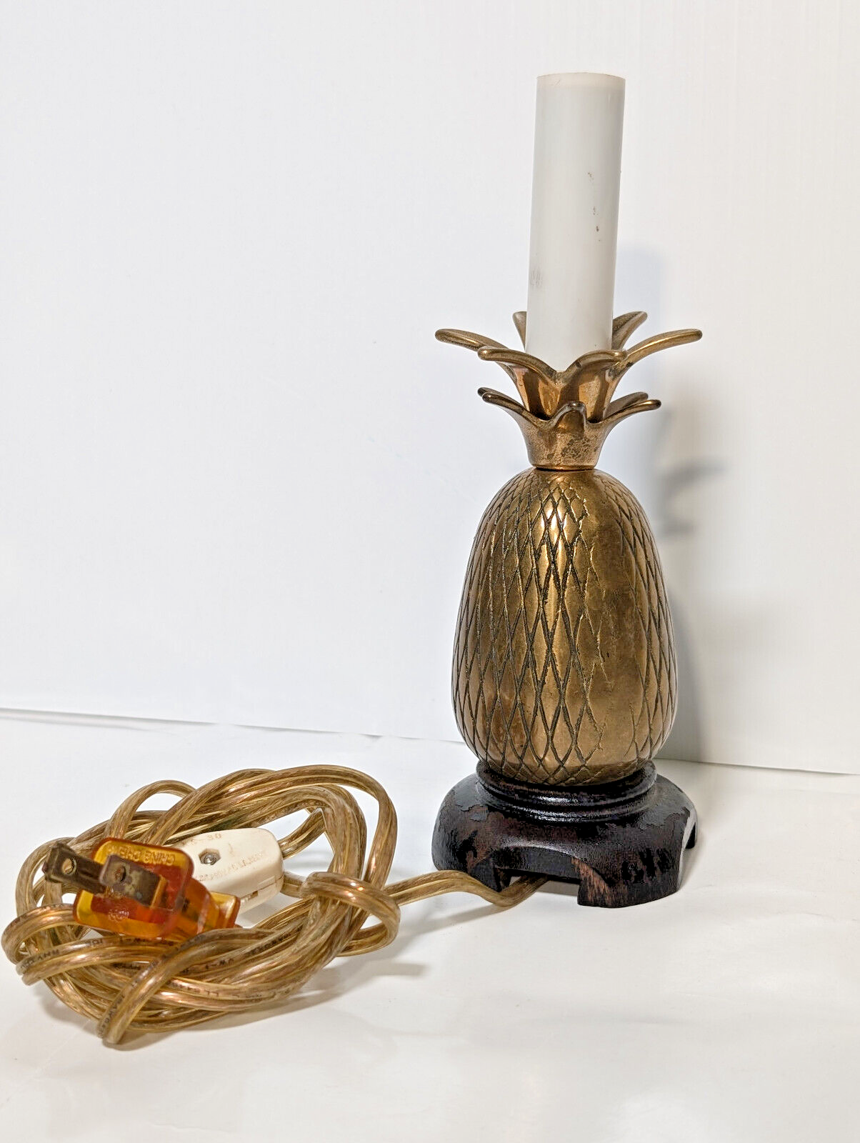 Vintage Brass Pineapple Lamp, Bar, Tiki, Desk, Accent, Dresser, MCM,80s,Tropical