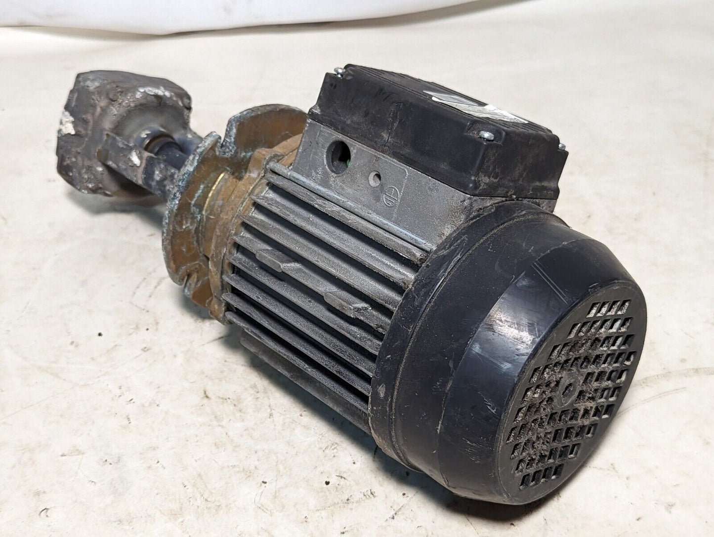 Speck Pumpen T-402/150.0014 3-phase motor, 0.75kW, 200-277/360-480VAC, 2800/3400