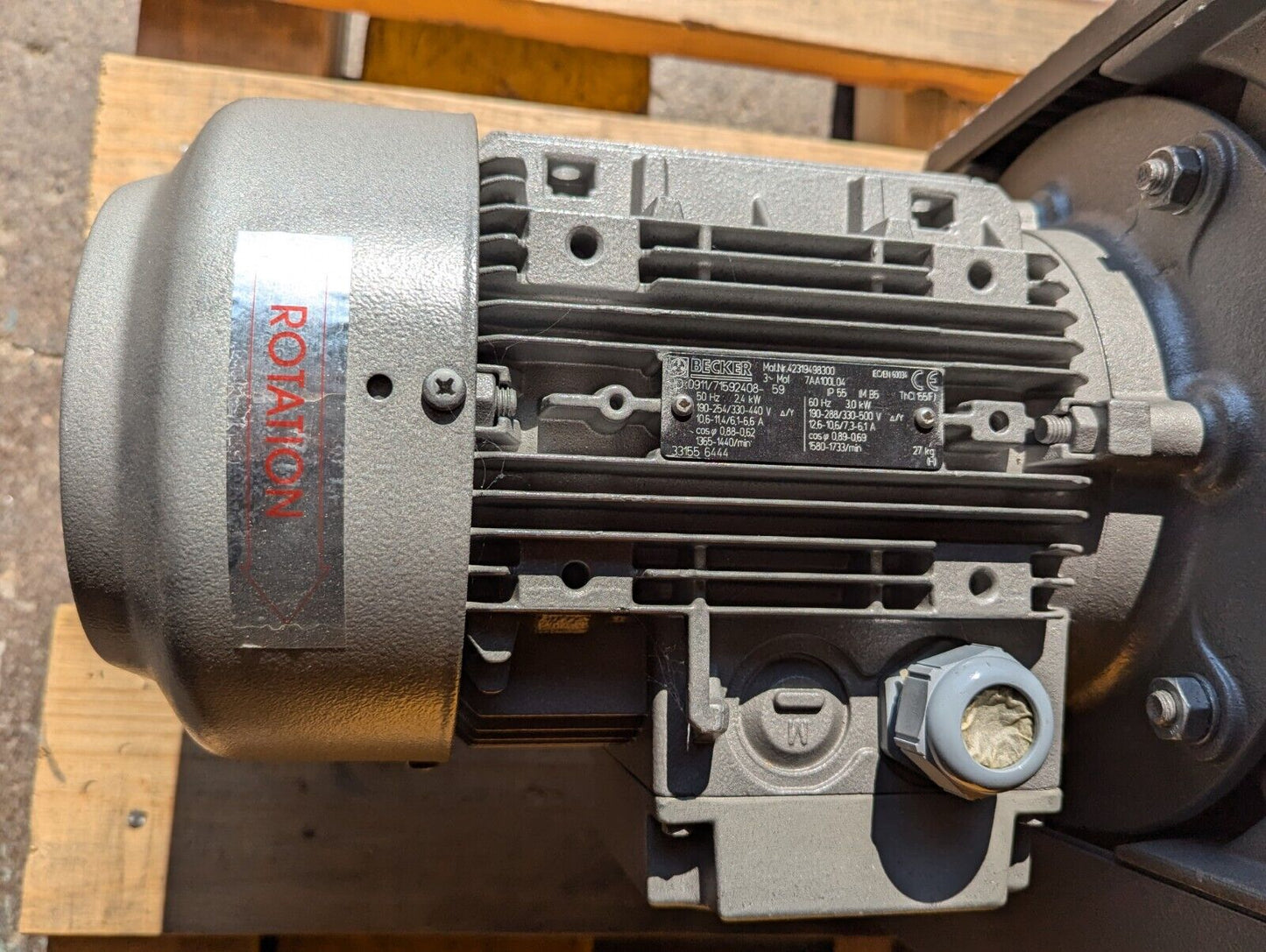 Becker Pumps 42319498300 3-Phase Motor, 2.4Kw, ships freight - Free Returns