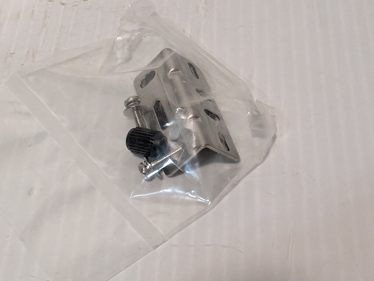 Omron E3S-AD86 Photoelectric Switch Sensor 10-30V DC - Free Shipping