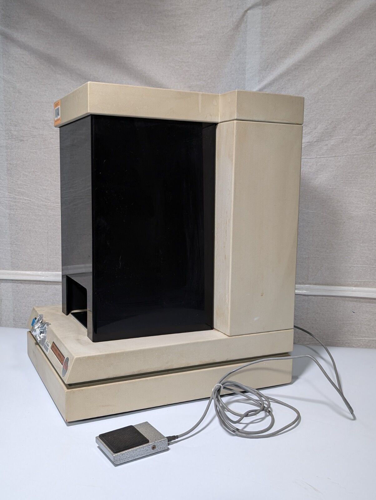 Synoptics 55000 Protos Plus Colony Counting / Chromogenic Identification System