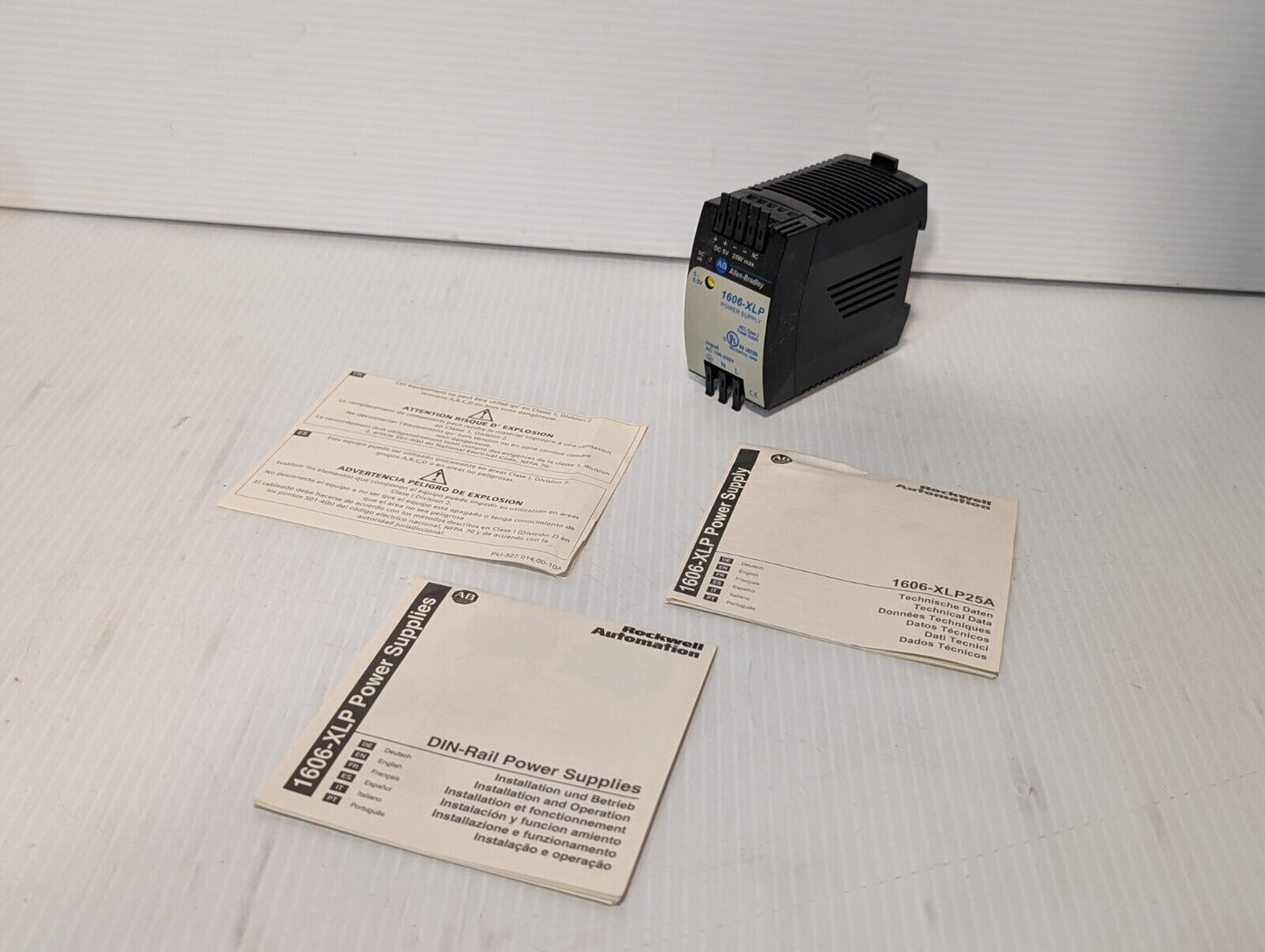 Allen Bradley 1606-XLP25A Power Supply, 25W, 100-240VAC - Free Shipping