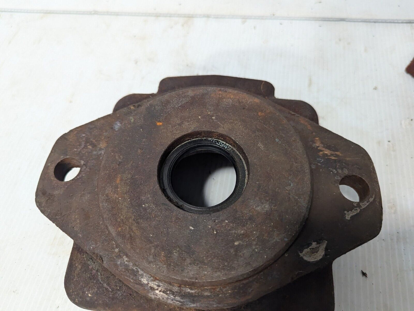 VICKERS 194881 L-2 End Cap \ Adapter for Hydraulic Vane Pump - Free Shipping