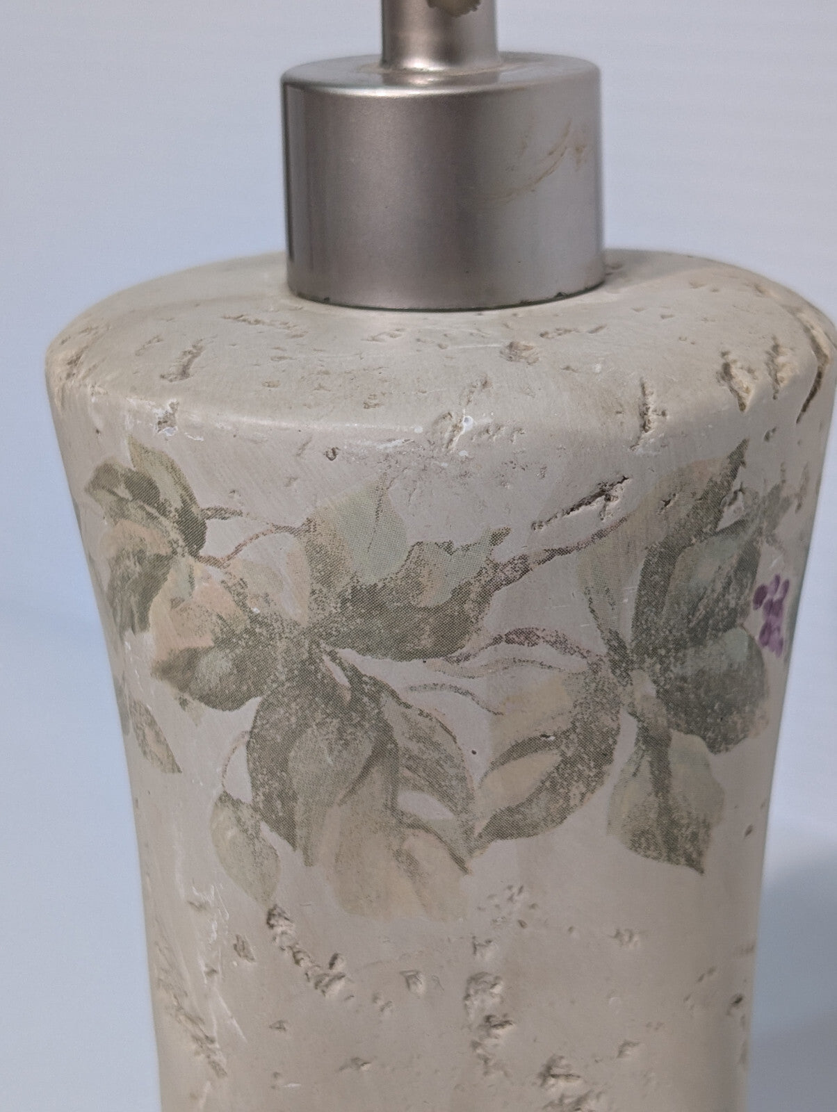 Vintage Cheri Blum Ivy Pump Lotion Dispenser Grape Leaves Stone Resin Bathroom