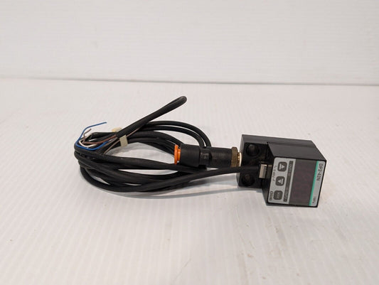 Sunx DP2-42N Digital Pressure Sensor, LED display, 1MPa -Free Shipping & Returns