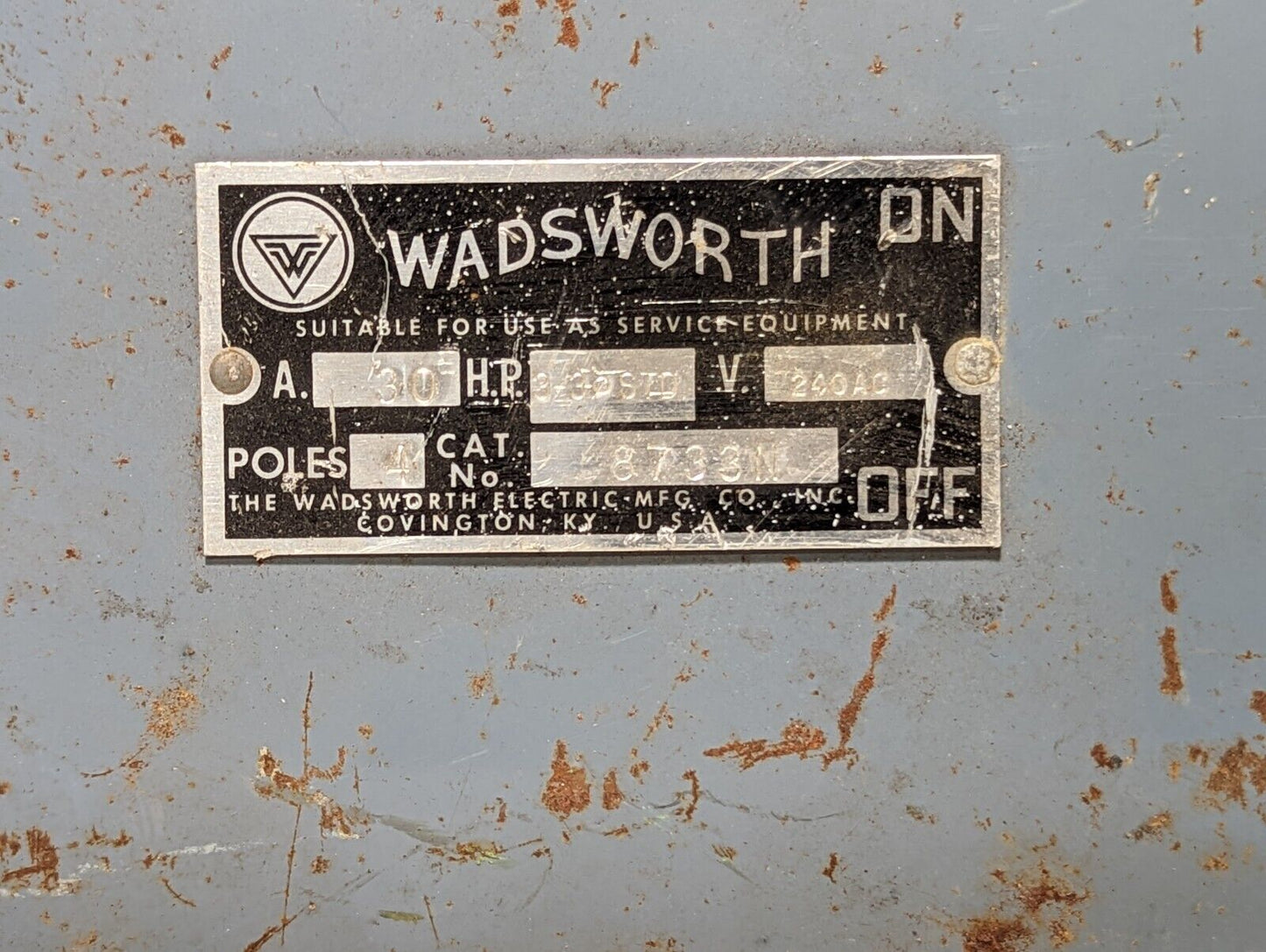Wadsworth 8733N service disconnect, 30 Amp, 240 VAC, 4 poles