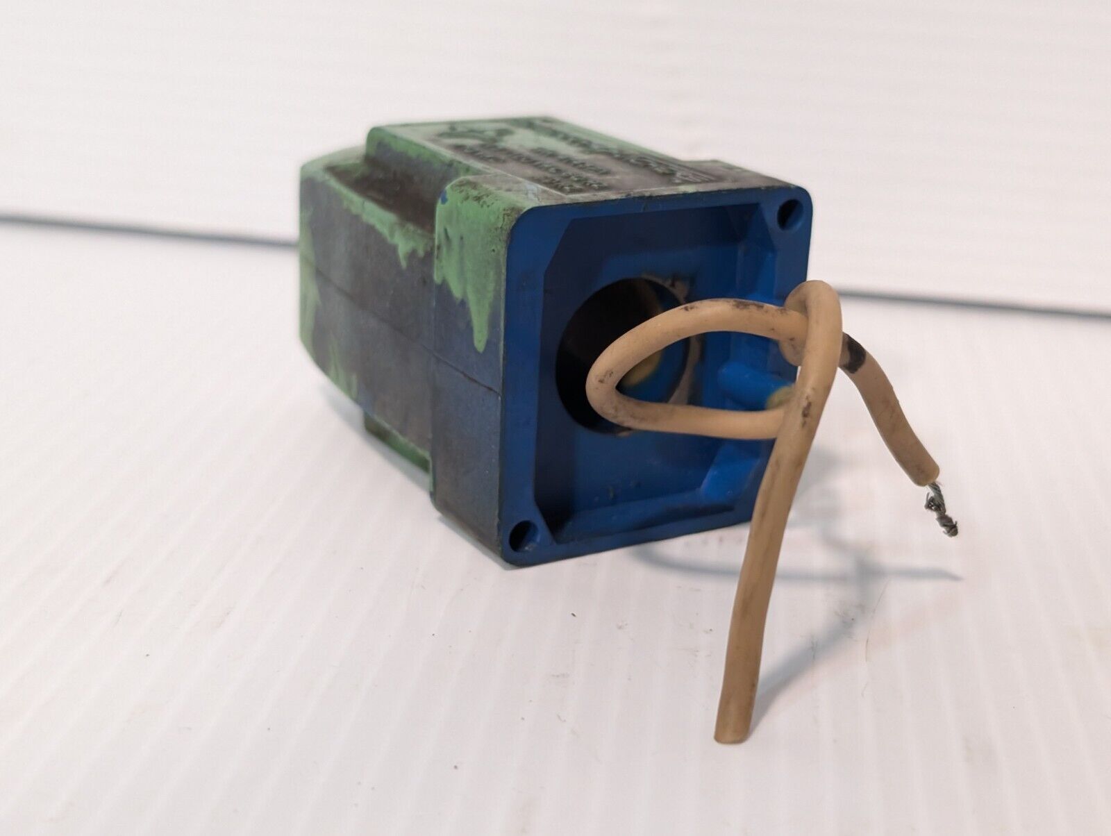 Sperry Vickers (Eaton Co) 942366 Coil Kit, 115/120VAC & Returns