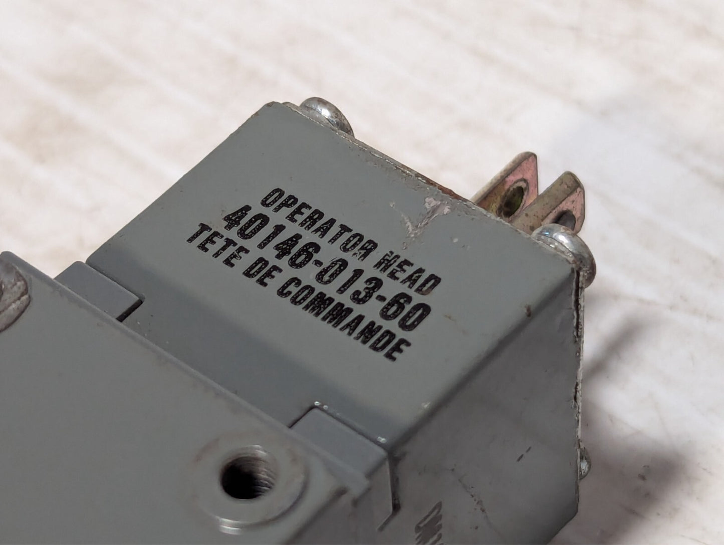 Allen Bradley 802T-DP Oil Tight Limit Switch Series J Nema Type 4 & 13