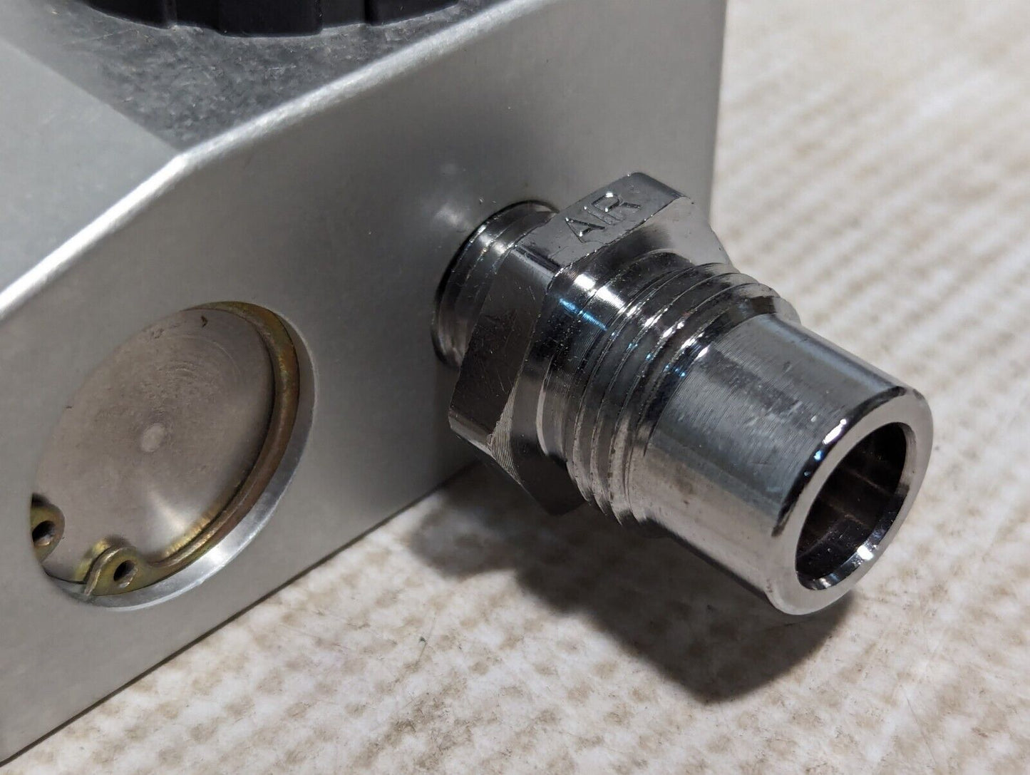 Draeger vacuum switching valve as pictured
