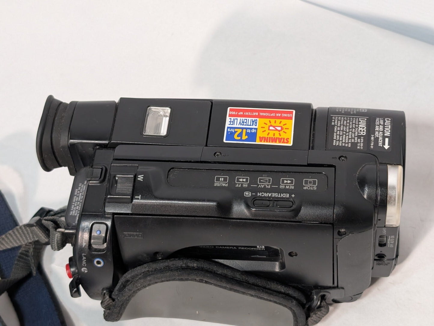 Sony CCD-TR67 Video8 Handycam 8mm Analog Camcorder With Battery + Power Adapter