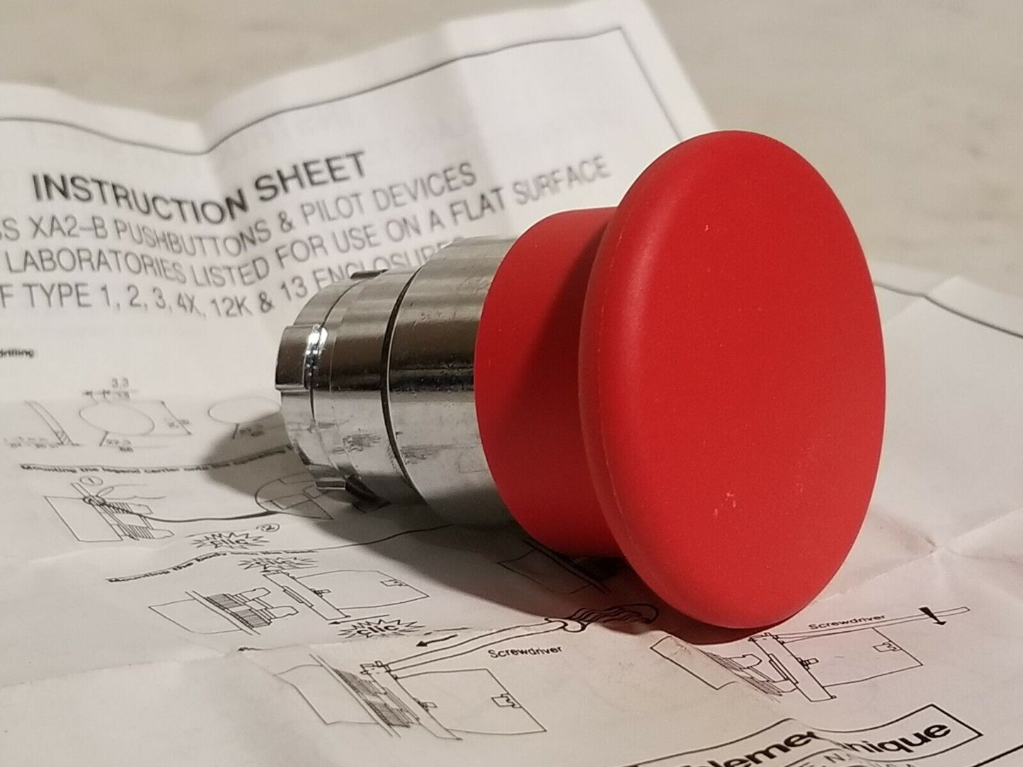 Telemecanique Class XA2-B red pushbutton