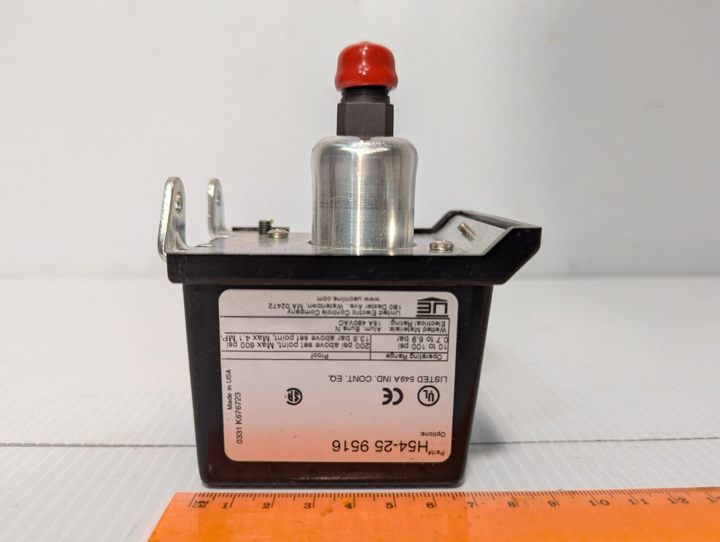 United Electric H54-25 9516 pressure switch, 10-100PSI, 600 PSI max - Free Ship