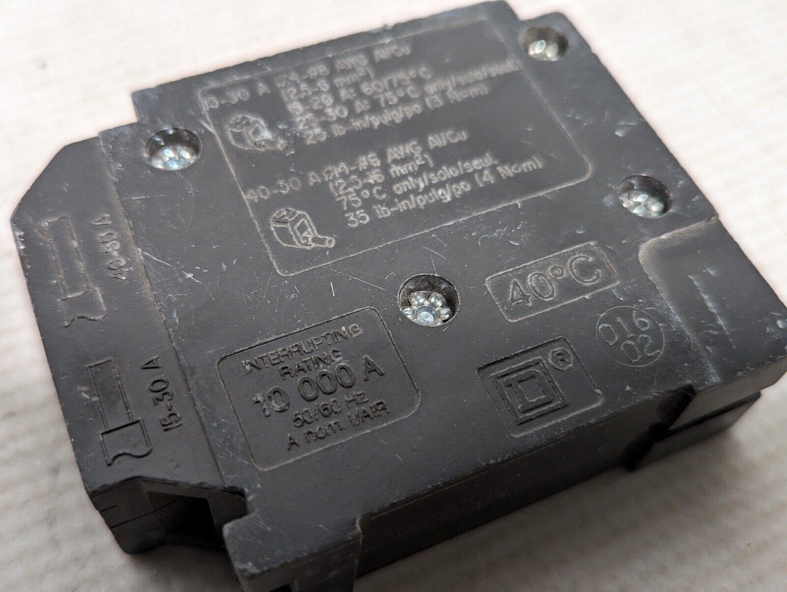 Square D HOMT 1515 circuit breaker, 15A, 120/240VAC, 1 pole, BROKEN SWITCH