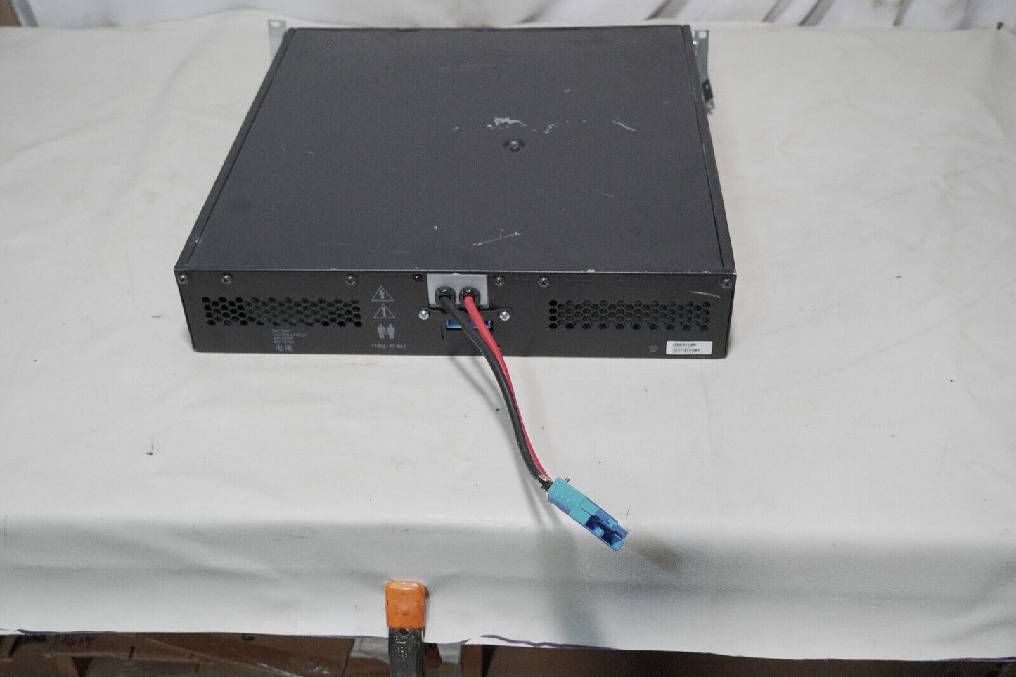 APC SURT48XLBP Smart-UPS Battery Pack 48v