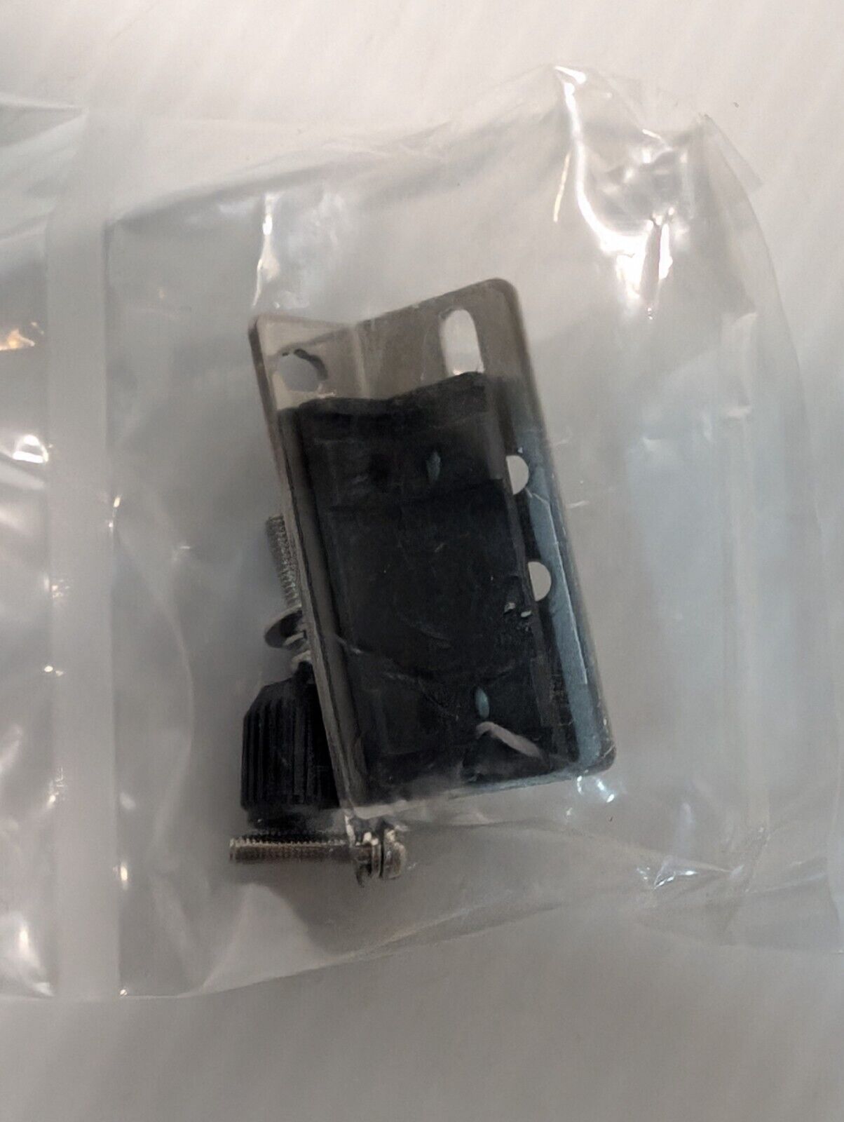 Omron E3S-AD86 Photoelectric Switch Sensor 10-30V DC - Free Shipping