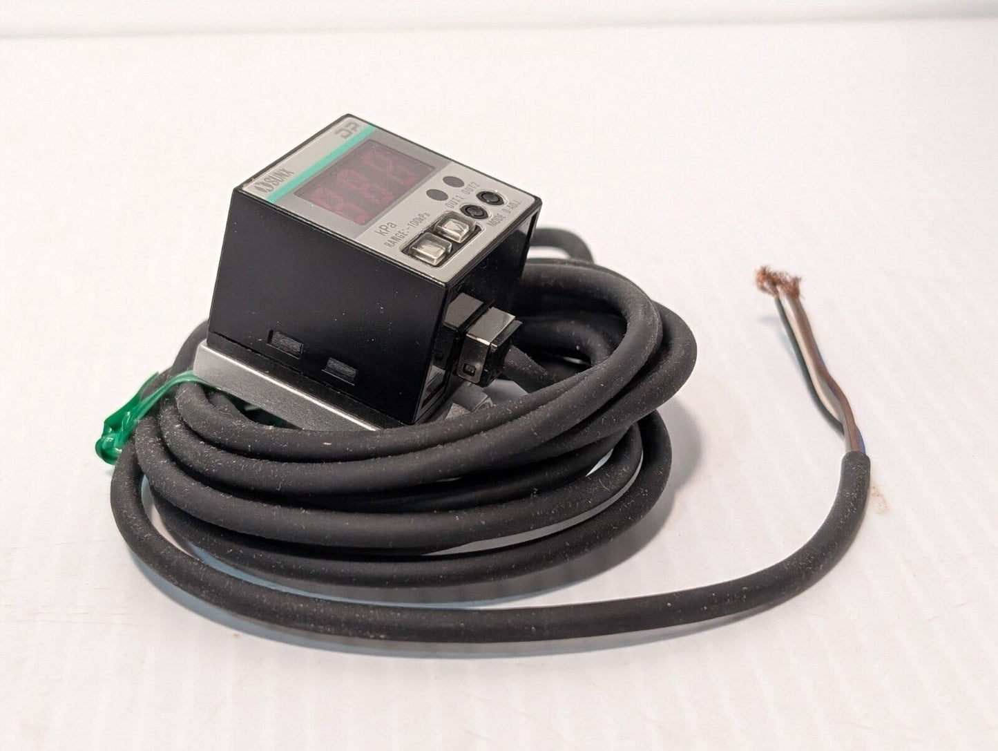 SunX DP-20 Digital Pressure Sensor, -100kPa, LED display-Free Shipping + Returns