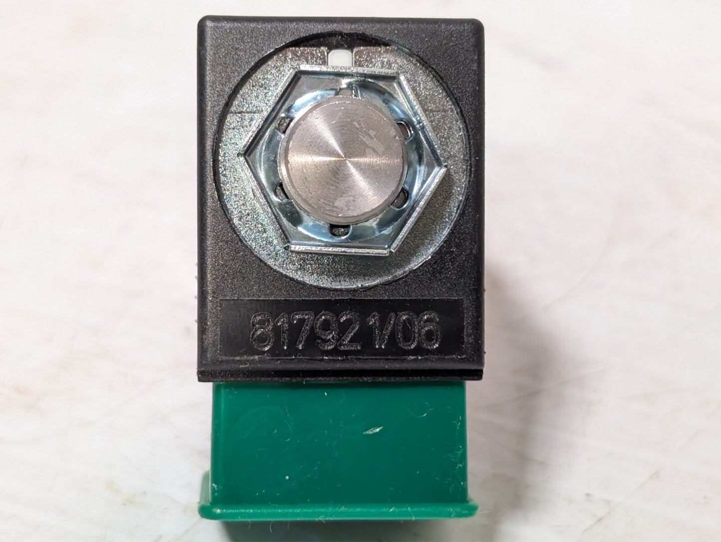 Spartan Scientific 9-4Bkr-22660-1-001 Solenoid Valve 24Vdc