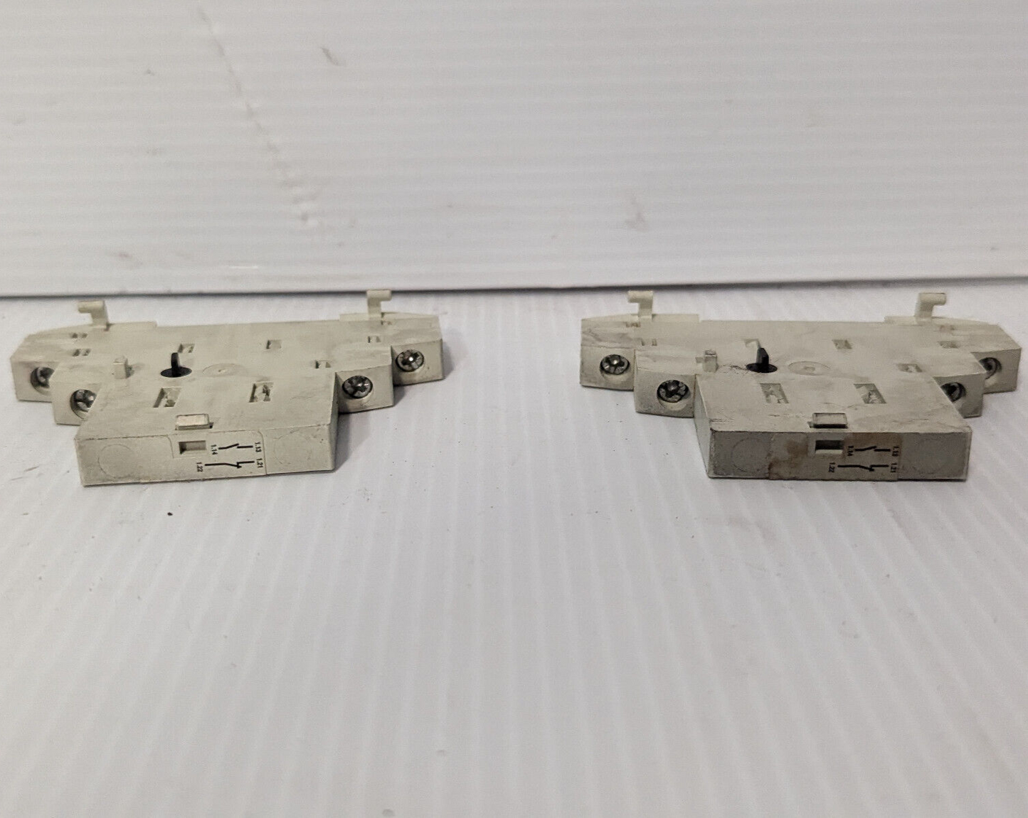 Lot of 2: Eaton XTPAXSA11 Motor Control Auxilary Contact -Free Shipping