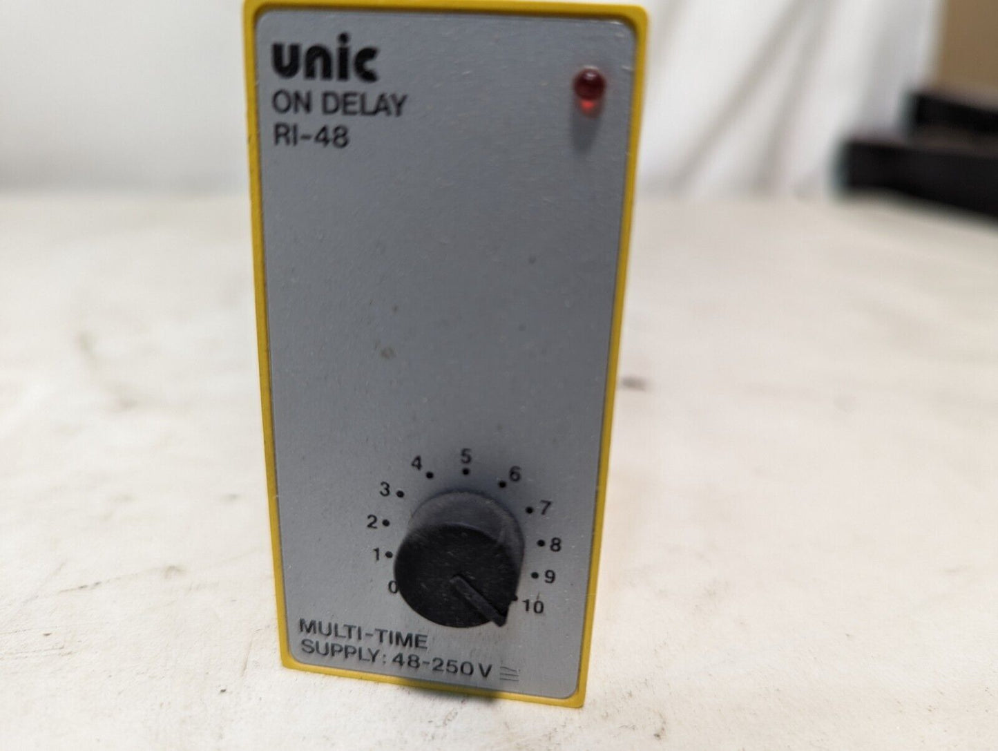 Unic RI-48 on delay timer relay, 0sec-10min, 48-250VAC/DC, multi-time