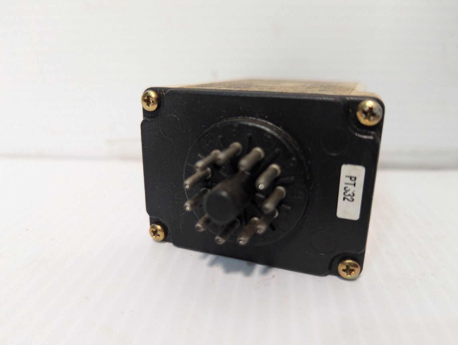 Square D 9050 JCK42V20 electrical timing relay, 1/2HP 240VAC max; 1/3HP 120VDC