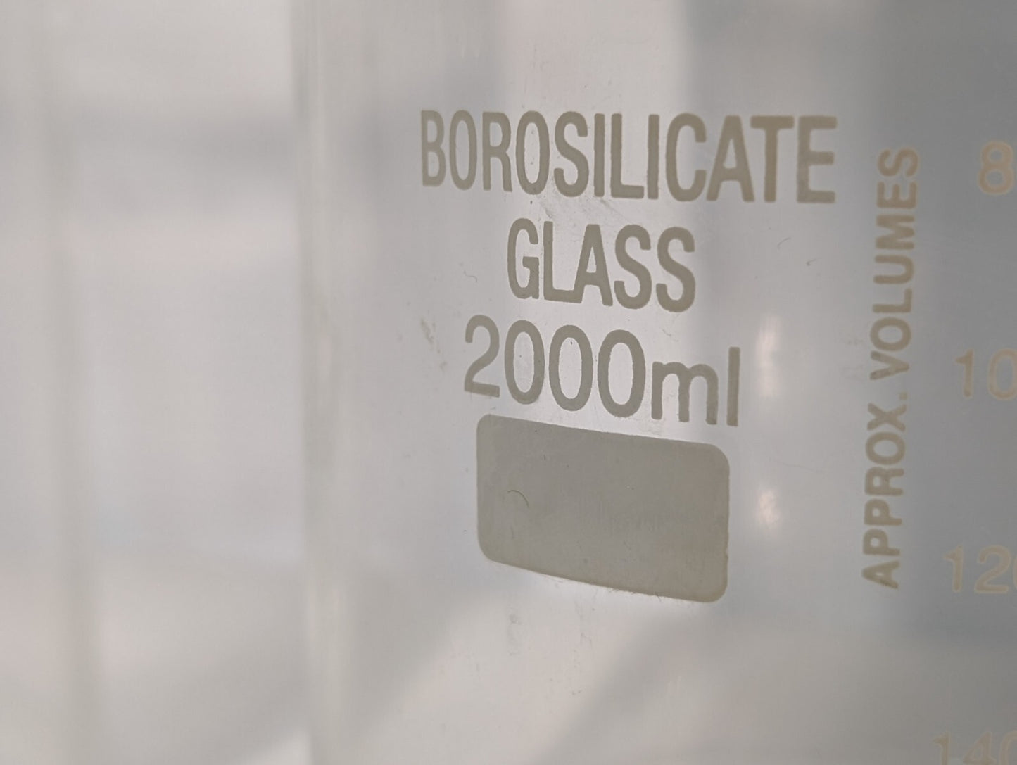 2000mL Borosilicate Glass Low Form Dual Scale Beakers