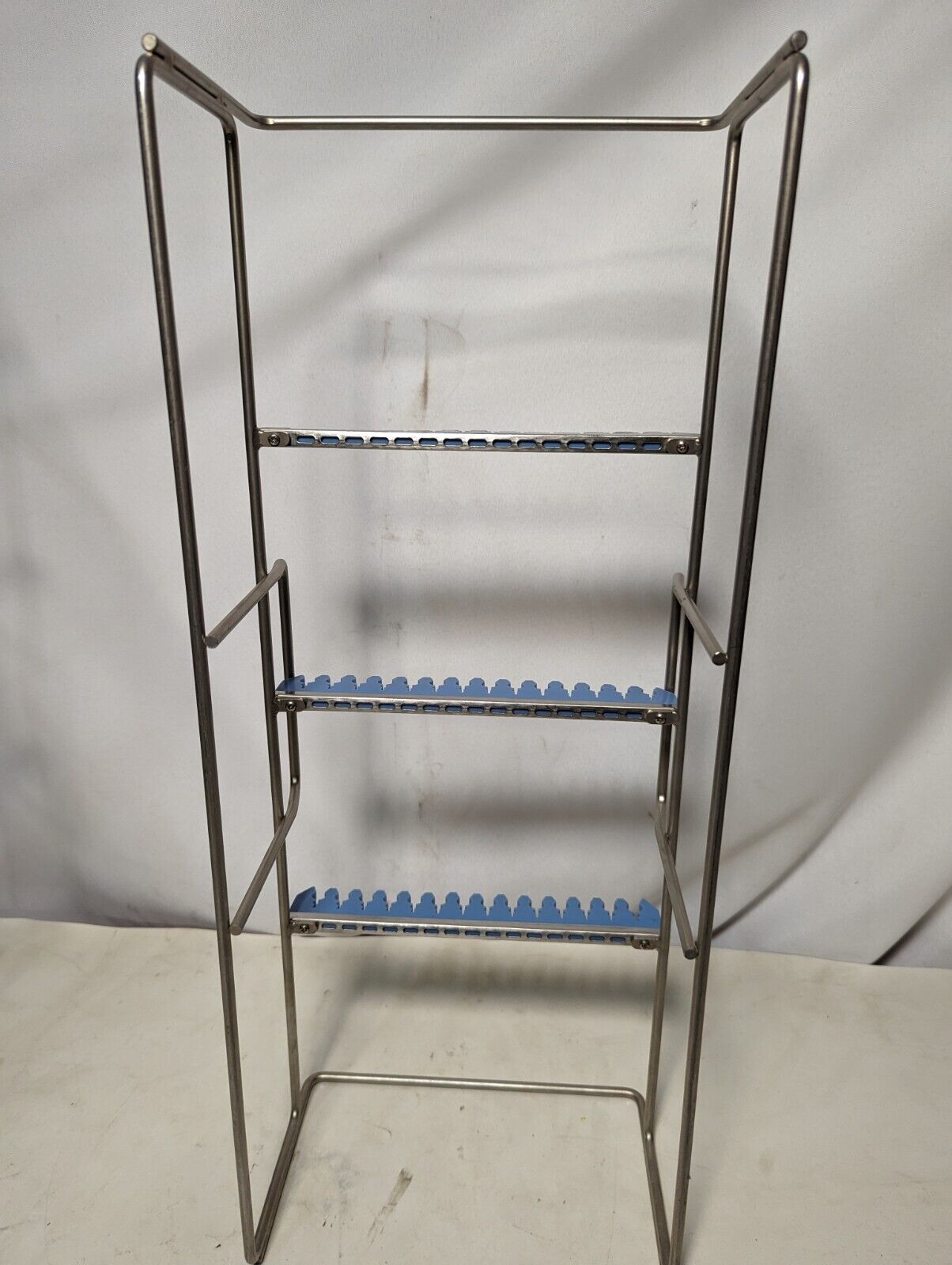Wire and tubing organizer from medical facility, 24 in x 9.5 in x 6 in