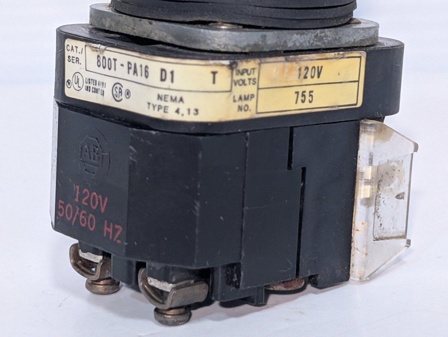 Allen Bradley 800T-PA16 Illuminated Push Button, 120V, Heavy Duty, Lamp Type 755