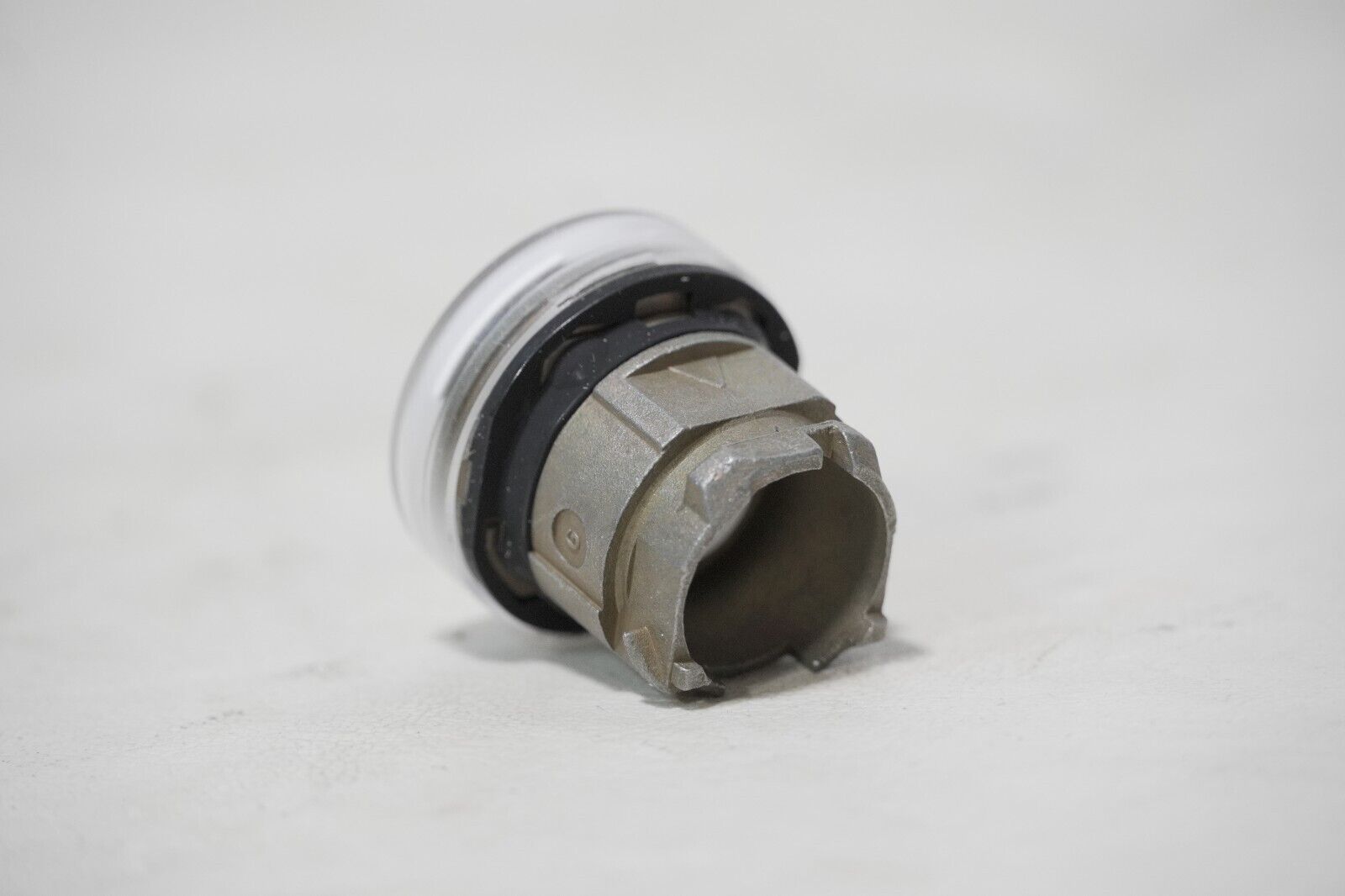 Telemecanique 089191, XB4 BVB1, white pushbutton