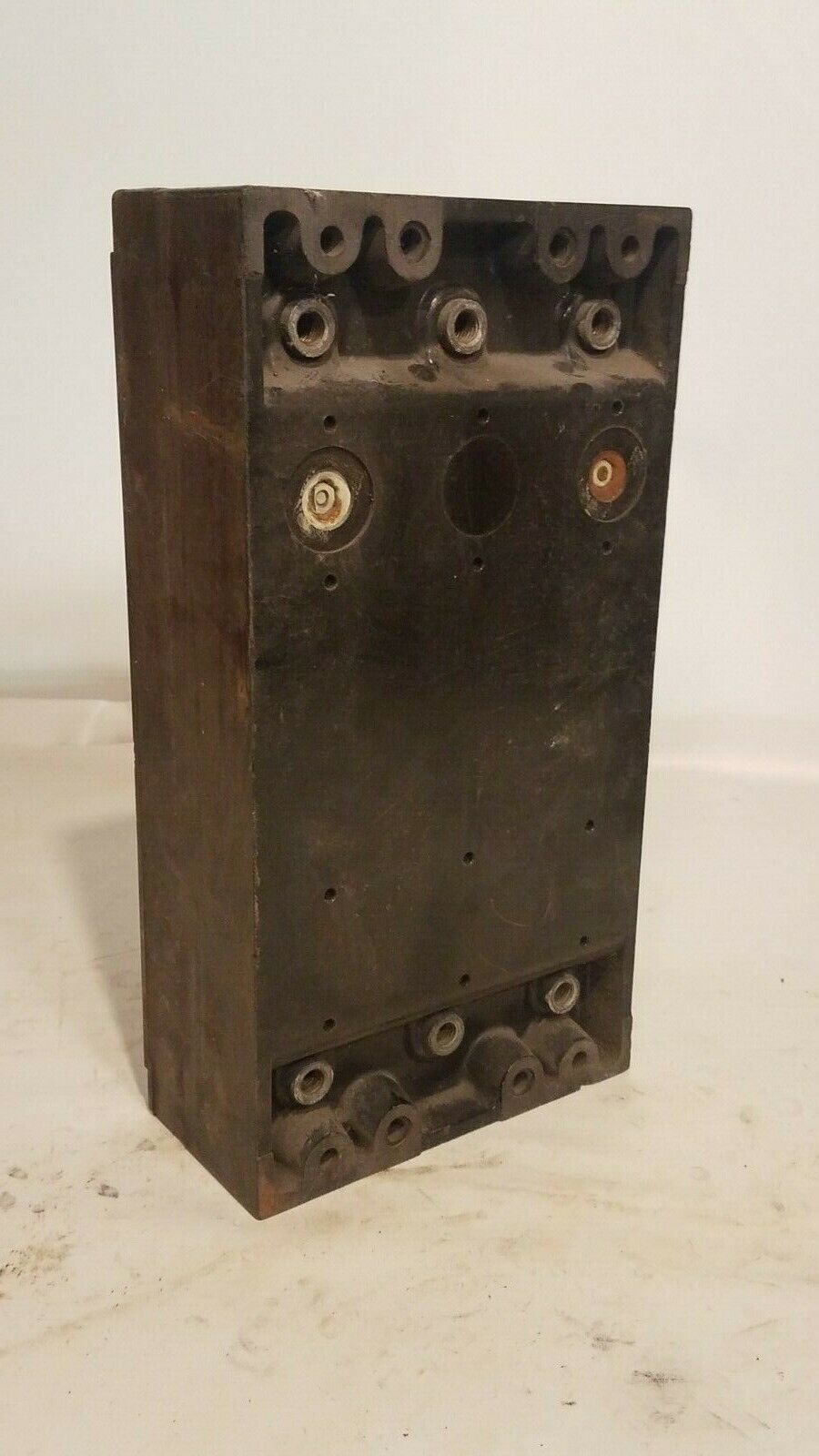 Westinghouse AB De-Ion Circuit Breaker, 600 VAC, 225A, 3 poles