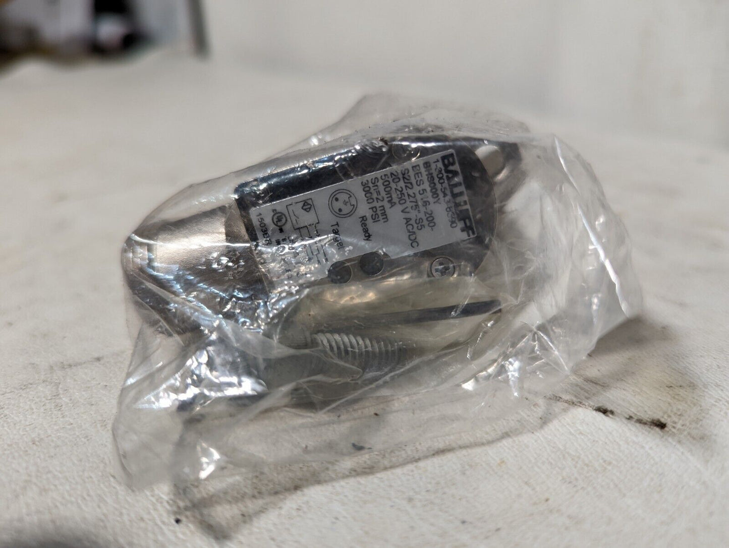 Baluff BES 516-200-S2/2.275"-S5 inductive sensor