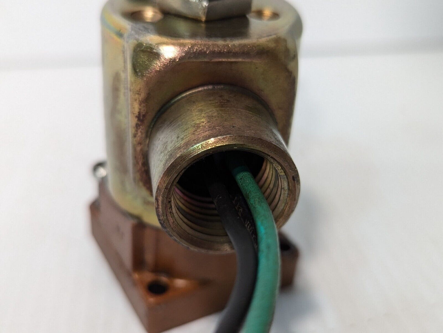 Versa ESM-3012-84-PC-Z-3-A120 Solenoid Valve 8.7W - Free Shipping-