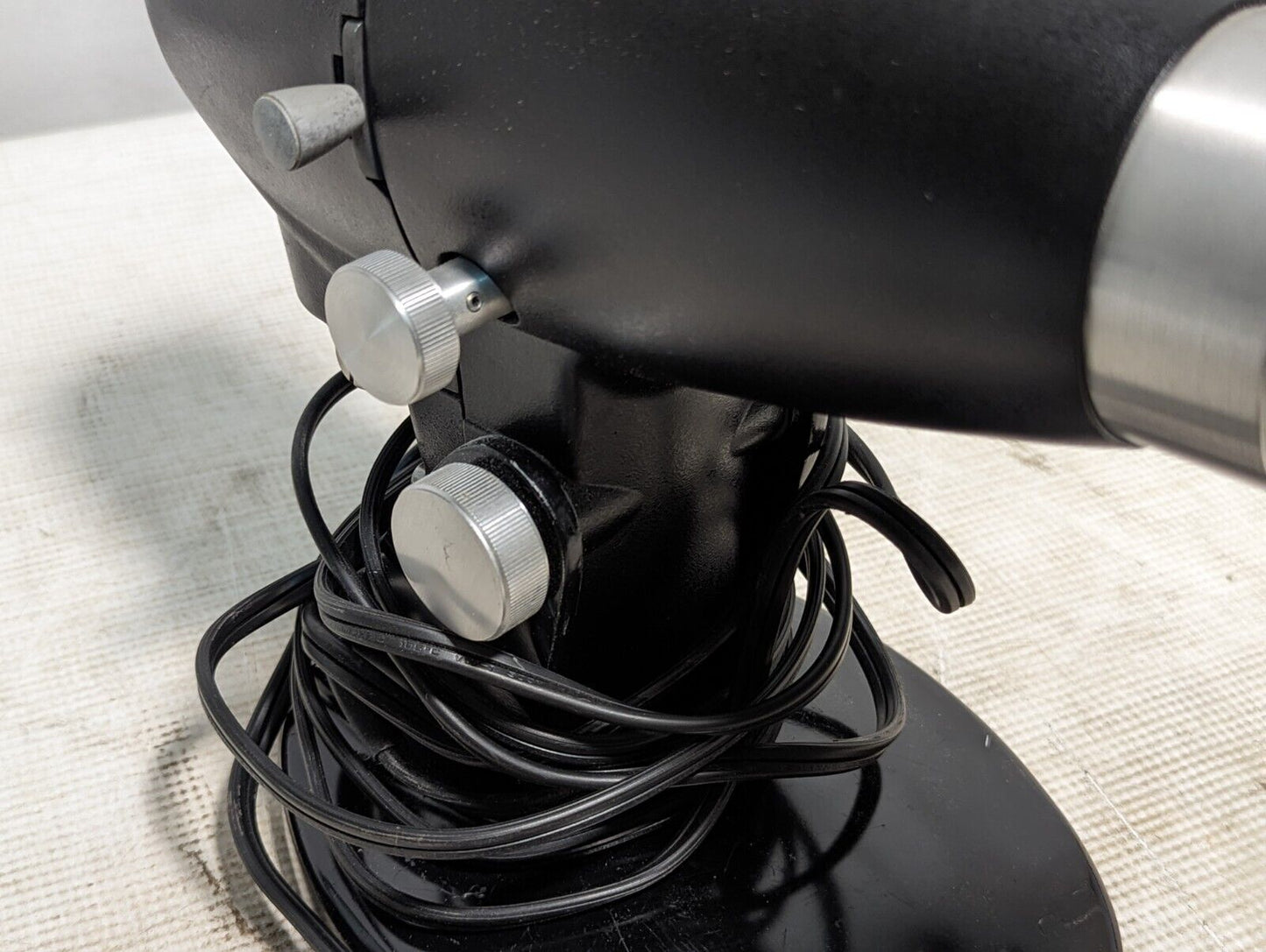 Reichert 11082 Project-O-Chart With Mount and power cable as pictured