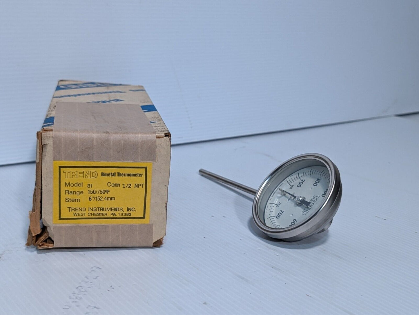 Trend 31 bimetal thermometer, 150-750 deg F, 6 inch stem, 1/2 NPT conn