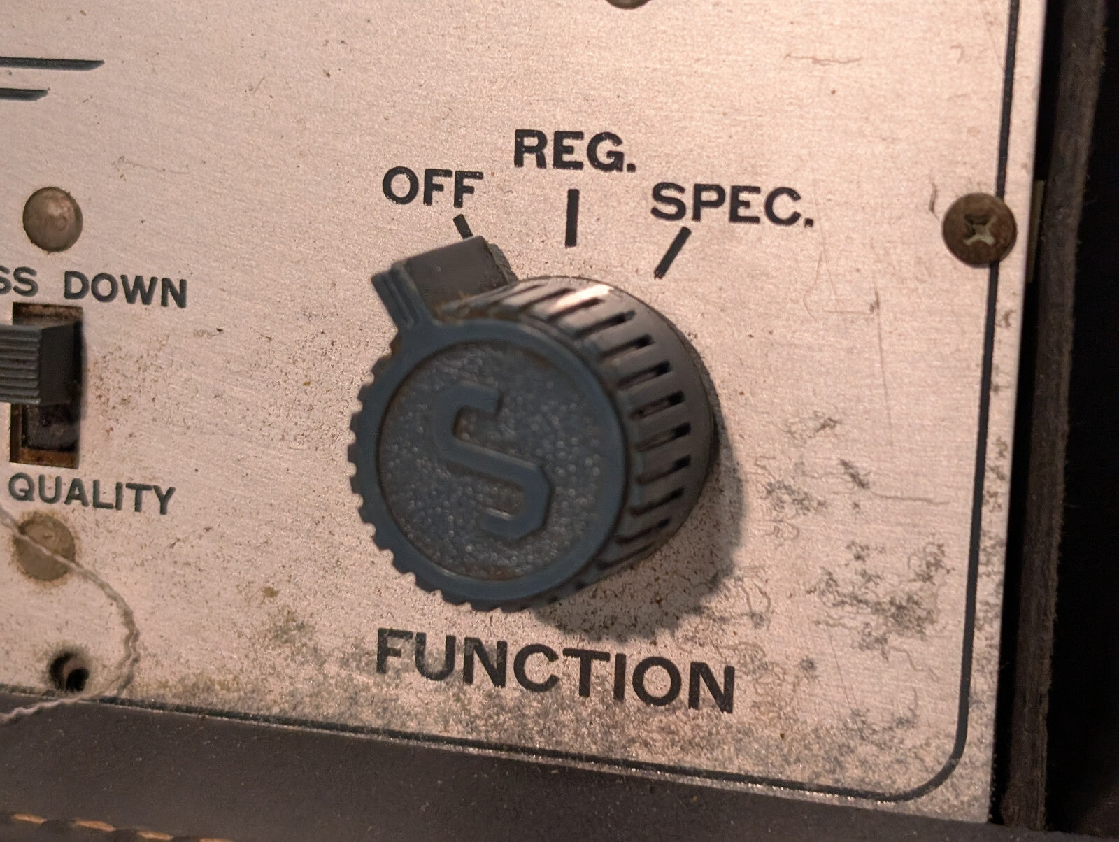 Superior Instruments Co. Model 82A Vintage Rapid Tube Tester, Case, Manuals