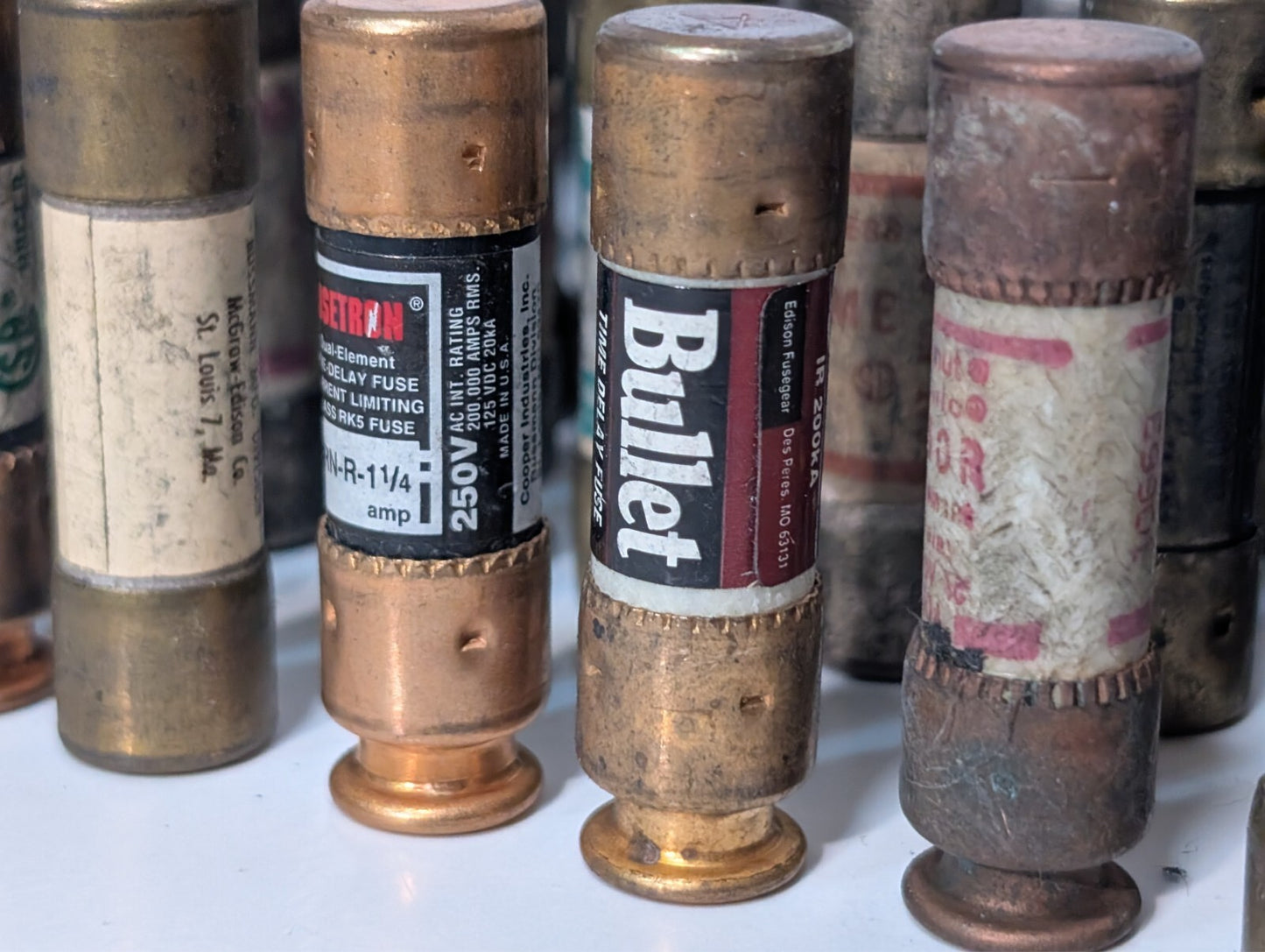 155 Assorted Fuses, Various Brands and Amps, Includes 5 FRN-R-5