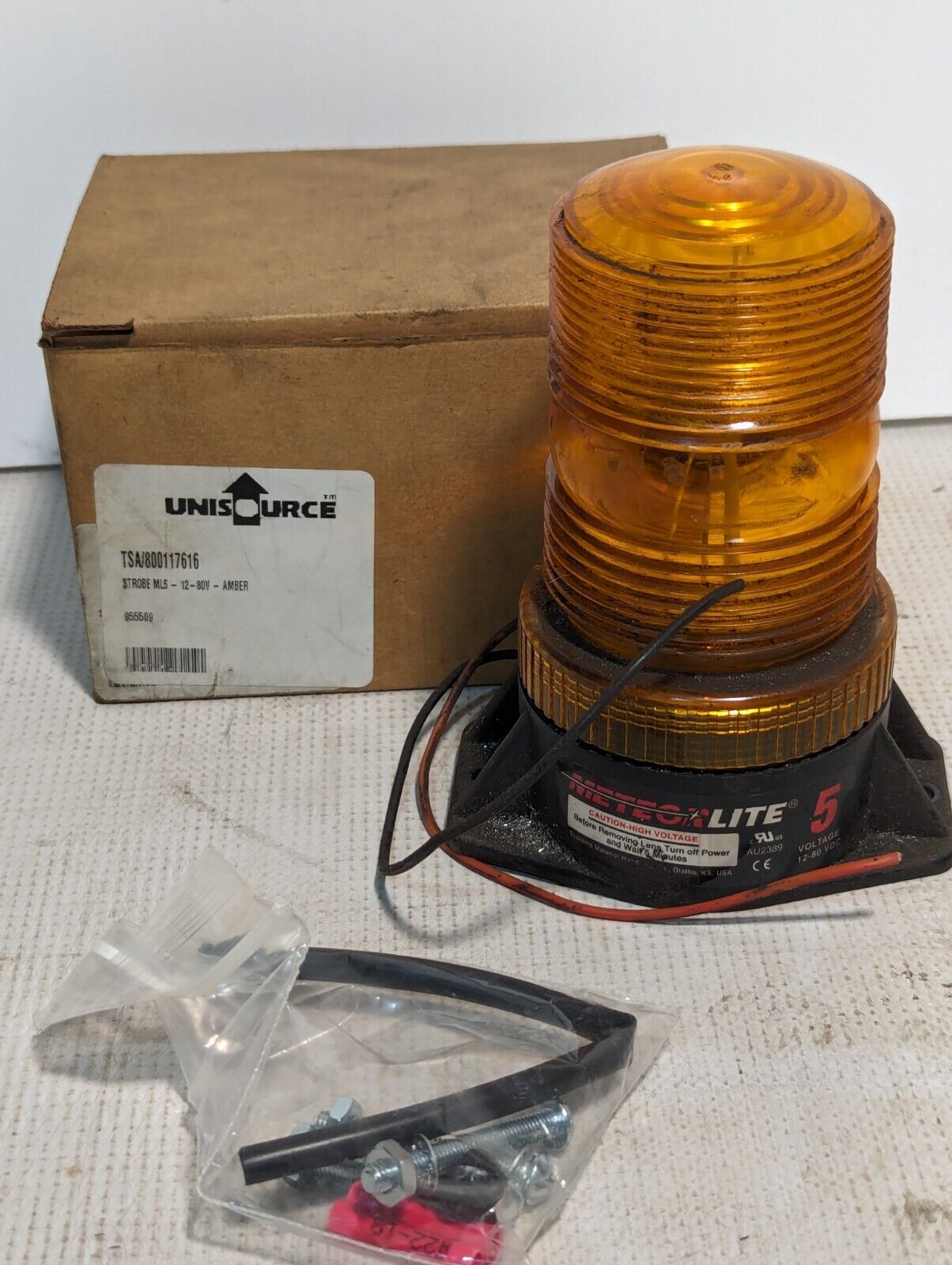 METEORLITE 5 HIIGH PROFILE STROB LIGHT 12-80 VDC - Free Shipping