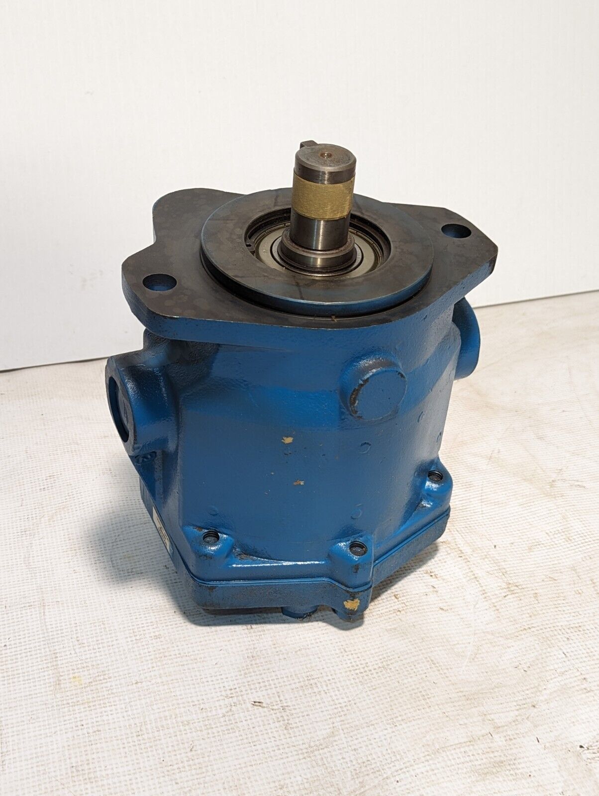 Vickers RPVB20-RS-20-C11 hydraulic piston pump