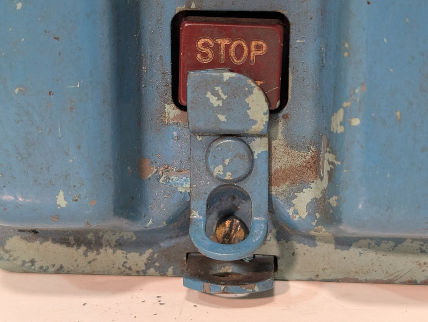 Square D Class 2510 BG-2 Series A Manual Starter 202848