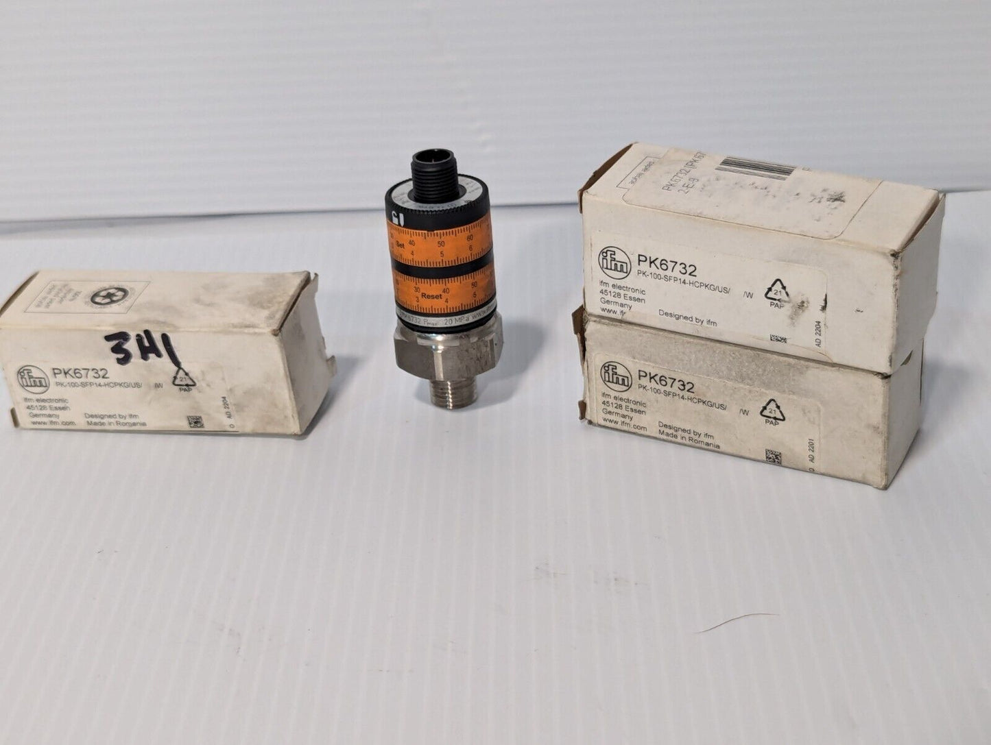 NEW ifm PK6732 Electronic Pressure Sensor - Free Shipping