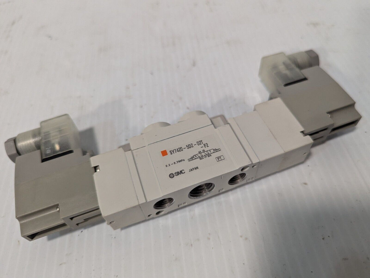 SMC SY7420-5DZ-02T-F2 single unit valve, TSY7JJ53, 0.2-0.7MPa - Free Shipping