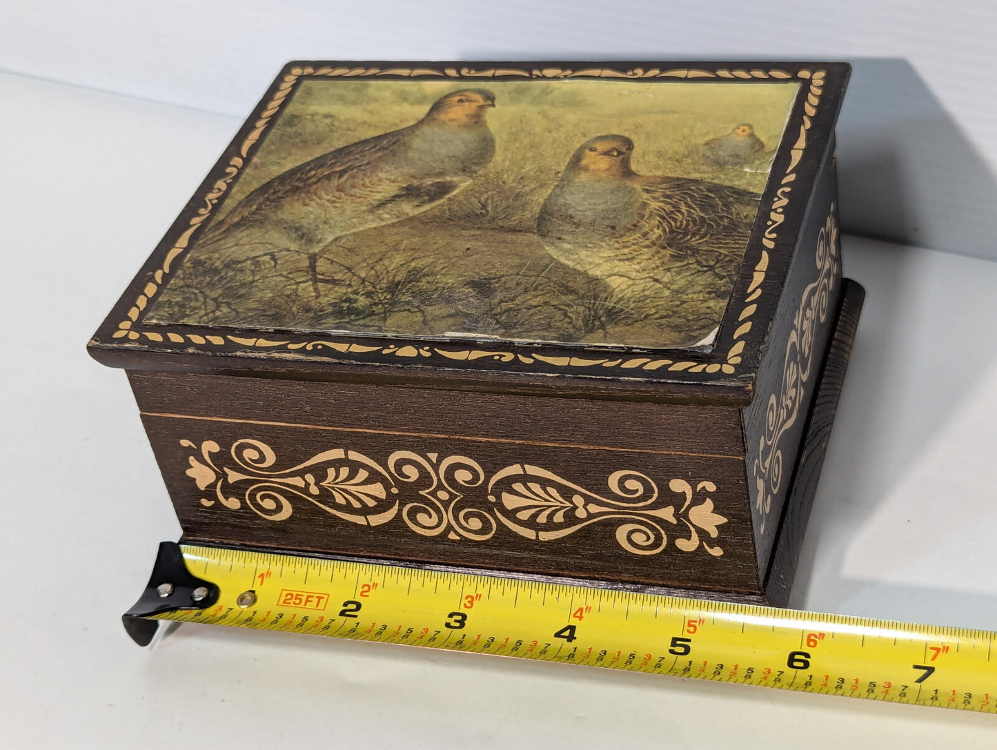 Vintage 70s "I'd Like To Teach The World To Sing" Musical Partridge Jewelry Box