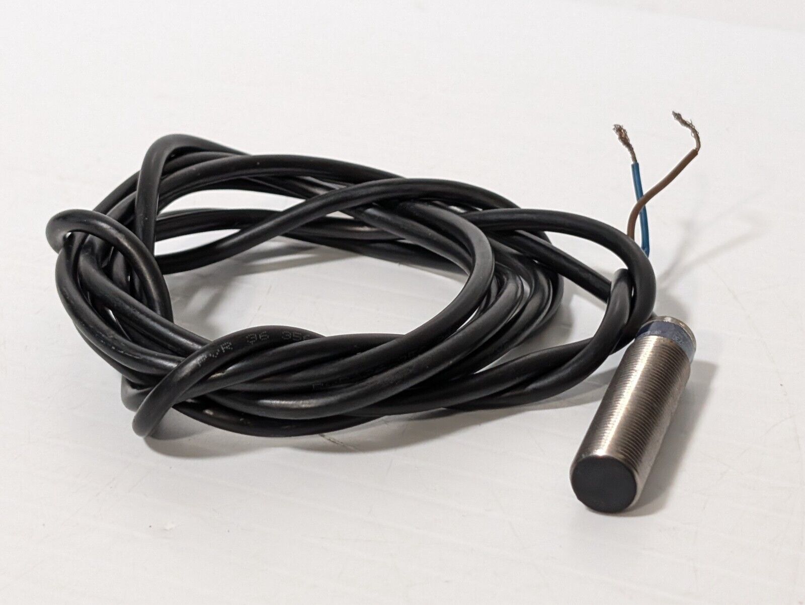 Telemecanique Xs1M12Mb230 Proximity Switch 240Vac 200Ma 240Vac 300Ma