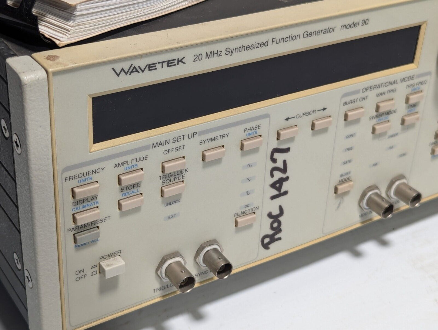 Wavetek 90 20-MHz synthesized function generator with manual as pictured